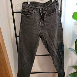 Washed black levi's wedgie fit jeans